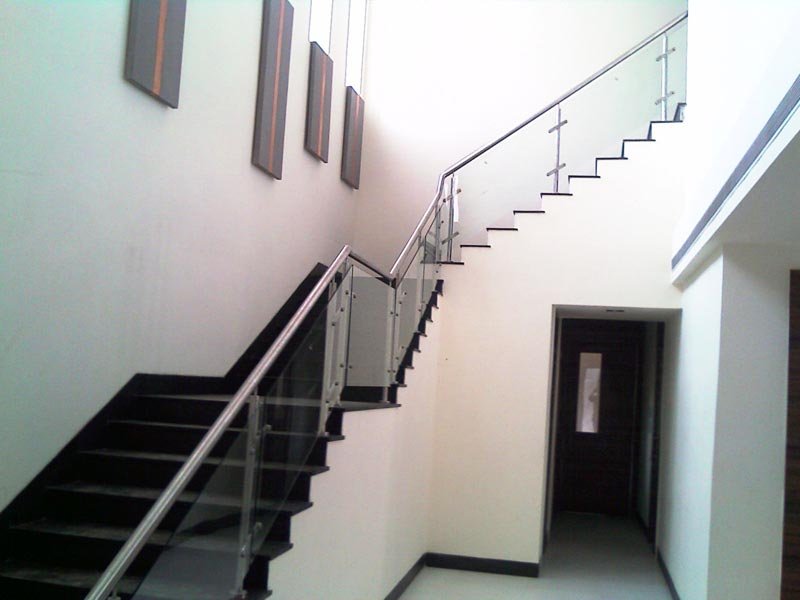 modular glass railing in chennai